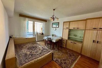 Apartament cu 3 camere decomandat în Unirii - 3