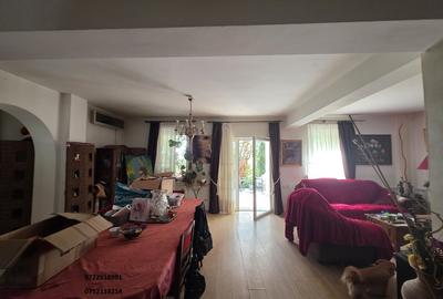 Snagov, Izvorani Vila, la lac - 9