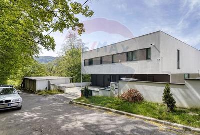Apartament cu 3 camere decomandat, mobilat în Warthe - 30