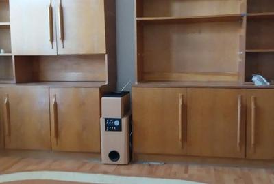 Apartament cu 3 camere semidecomandat în Central - 7