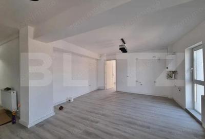 Apartament cu 3 camere semidecomandat în Central - 5