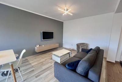 Studio modern in Grandis, Tractorul - 1