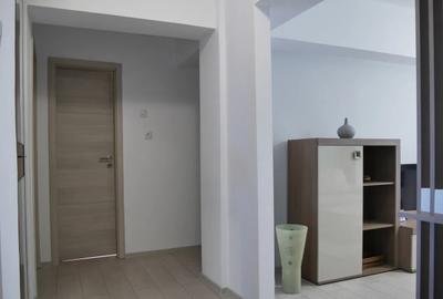 Apartament cu 3 camere decomandat în Tomis III - 15