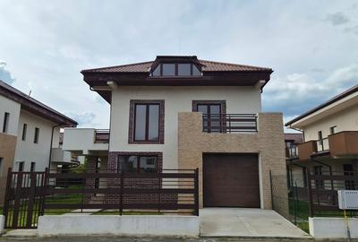 Casă individuală cu 5 camere cu Canalizare în Crevedia - 2