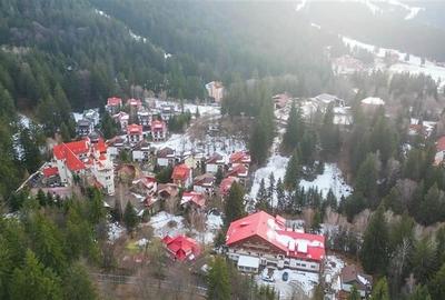 FILM! Rezidenta montana,decor apreciabil, pod mansardabil,garaj propriu,Central - 31