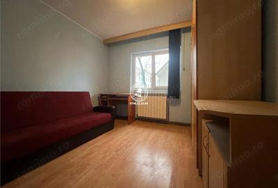 Apartament decomandat cu 2 camere in Nicolina 1, etajul 1 - 1