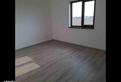 Casă cu 4 camere în Central - 13