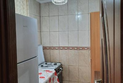 Garsonieră decomandată în Rovine