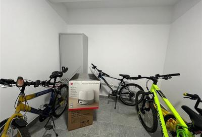 Apartament cu 2 camere decomandat, mobilat în Tractorul - 17