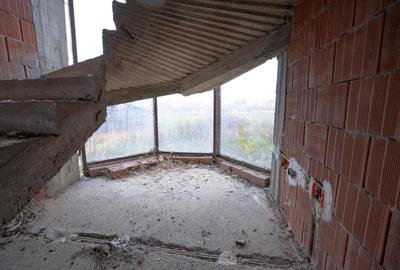 Casă individuală cu 7 camere cu Canalizare în Rontău - 15