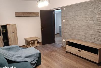 Apartament cu 3 camere decomandat în Central - 4