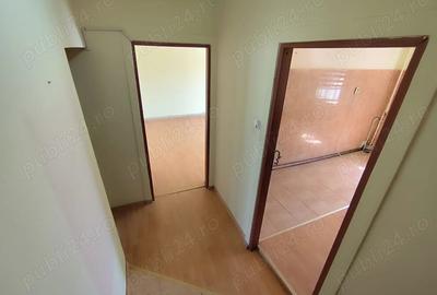 Pitesti, apartament 3 camere, decomandat - 1