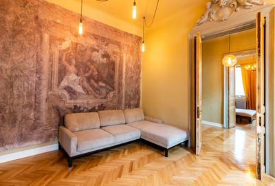 OPORTUNITATE ! Casa Renovata Zona Premium ! INVESTITIE - 1