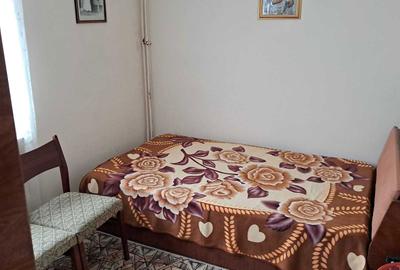 Apartament cu 3 camere semidecomandat în Central - 2