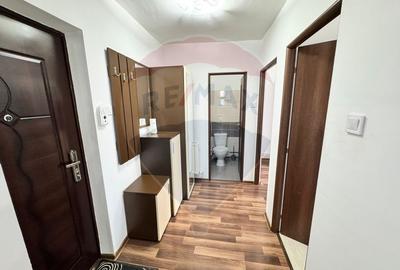 Apartament cu 3 camere- de vanzare- BUHUSI - 6
