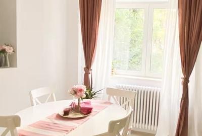 Apartament cu 3 camere semidecomandat, mobilat în Calea Victoriei