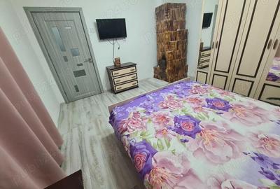 Casă cu 3 camere cu Teren 1980 Mp în Central