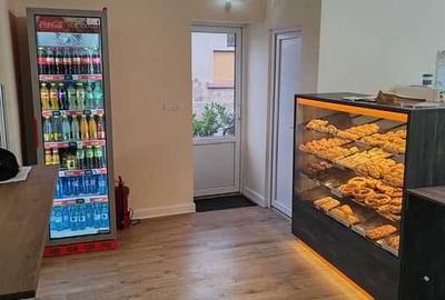 Spațiu comercial, de 80 mp, în Central - 3