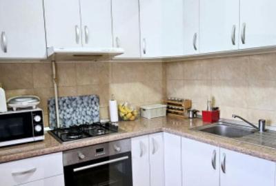 Apartament cu 3 camere, 64 mp, Sfantu Gheorghe str.Nico - 1