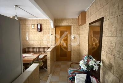 Apartament cu 2 camere semidecomandat, mobilat în Prundu - 8