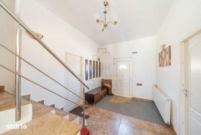 Casă cu Teren 350 Mp în Central - 4