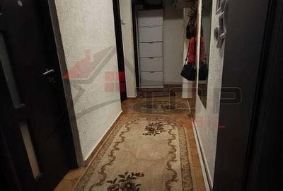 Apartament cu 3 camere semidecomandat în Albești - 2