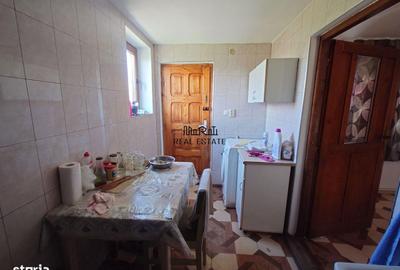 Casă cu 4 camere în Țebea - 9