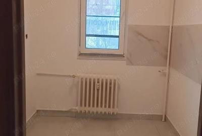 Apartament cu 2 camere semidecomandat în Brâncoveanu