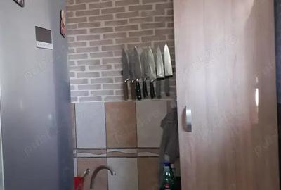 Vand sau schimb cu casa la tara apartament 3 camere, Huedin - 2