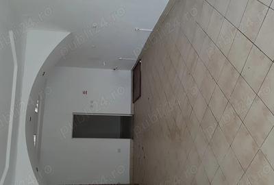 Inchiriez spatiu - 1