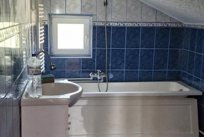 Apartament cu 4 camere decomandat în Central - 3