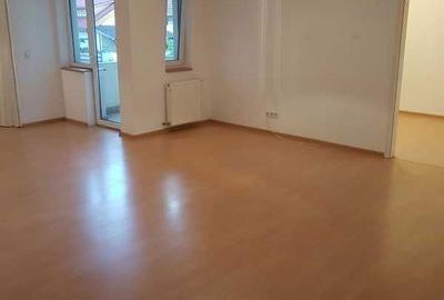 Apartament cu 3 camere decomandat în Central - 7