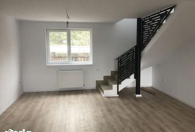 Casă cu 4 camere cu Teren 120 Mp în Domnești - 4