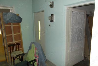 Casă cu 4 camere în Ghirodei - 14