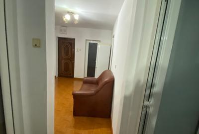 Apartament cu 2 camere decomandat în Traian - 1