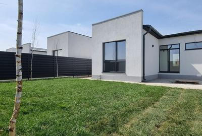 Casă individuală cu 4 camere cu Canalizare în Domnești - 7