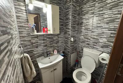 Apartament cu 3 camere decomandat, mobilat în 1 Mai - 9