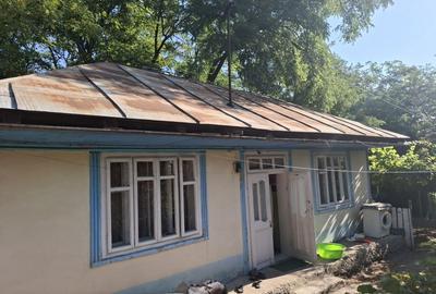 Casă cu 3 camere în Central - 1