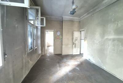 Dorobanti Str. Roma, vanzare apartament 3 camere pe hol locuibil Dorobanti Str. Roma, vanzare apartament 3 camere pe hol locuibil - 10