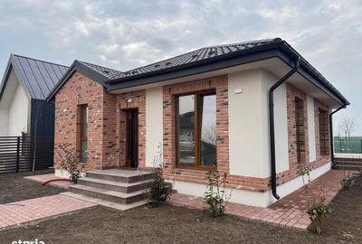 Casă cu 4 camere în Ostratu - 5