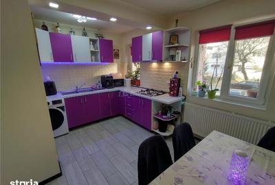 Apartament cu 3 camere semidecomandat în Central - 6