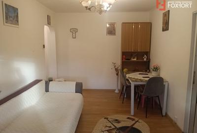 Apartament cu 2 camere de vanzare la etaj 4 zona Sagului - 1