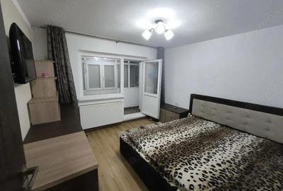 Apartament cu 3 camere decomandat în Rovine - 5