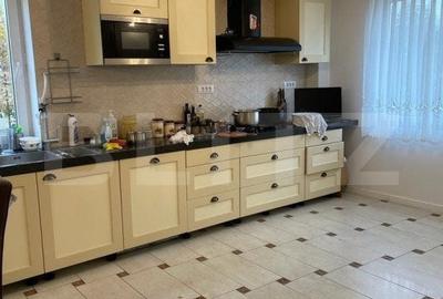 Casă cu 8 camere cu Teren 900 Mp în Sfântu Ilie - 2