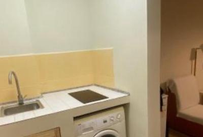 Garsonieră semidecomandată în Poarta 6 - 3