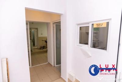 Spațiu comercial, de 60 mp, în Central - 7
