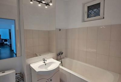 Apartament cu 3 camere decomandat în Tei - 11
