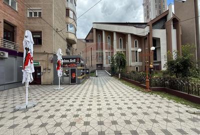 Bar restaurant cafenea - preluare afacere in zona ultracentrala Bacau - 17