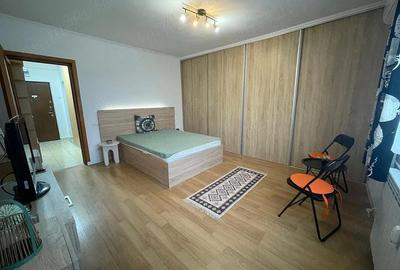 Garsonieră decomandată în Tei - 10