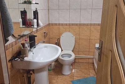 Casă cu Teren 140 Mp în Central - 2